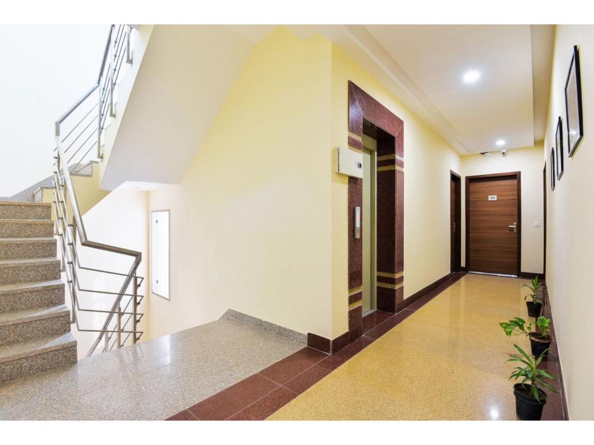 Bluo Studio2 Golf Course Road - Gym, Terrace Garden Gurgaon Exterior photo